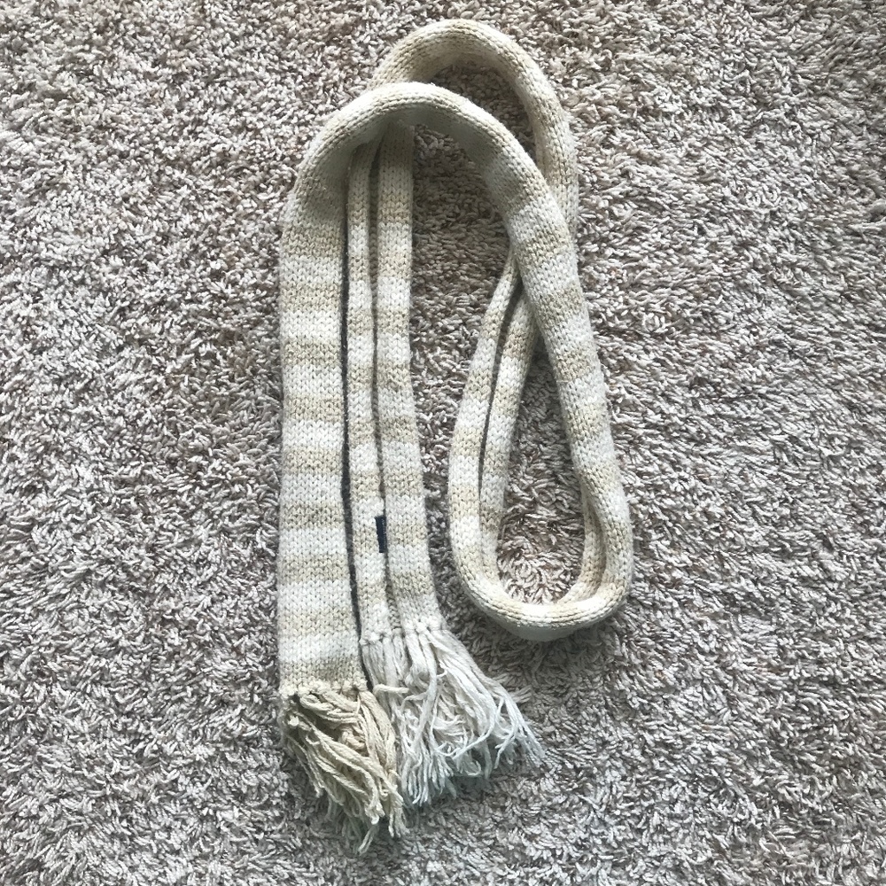 Knit Abercrombie Scarf